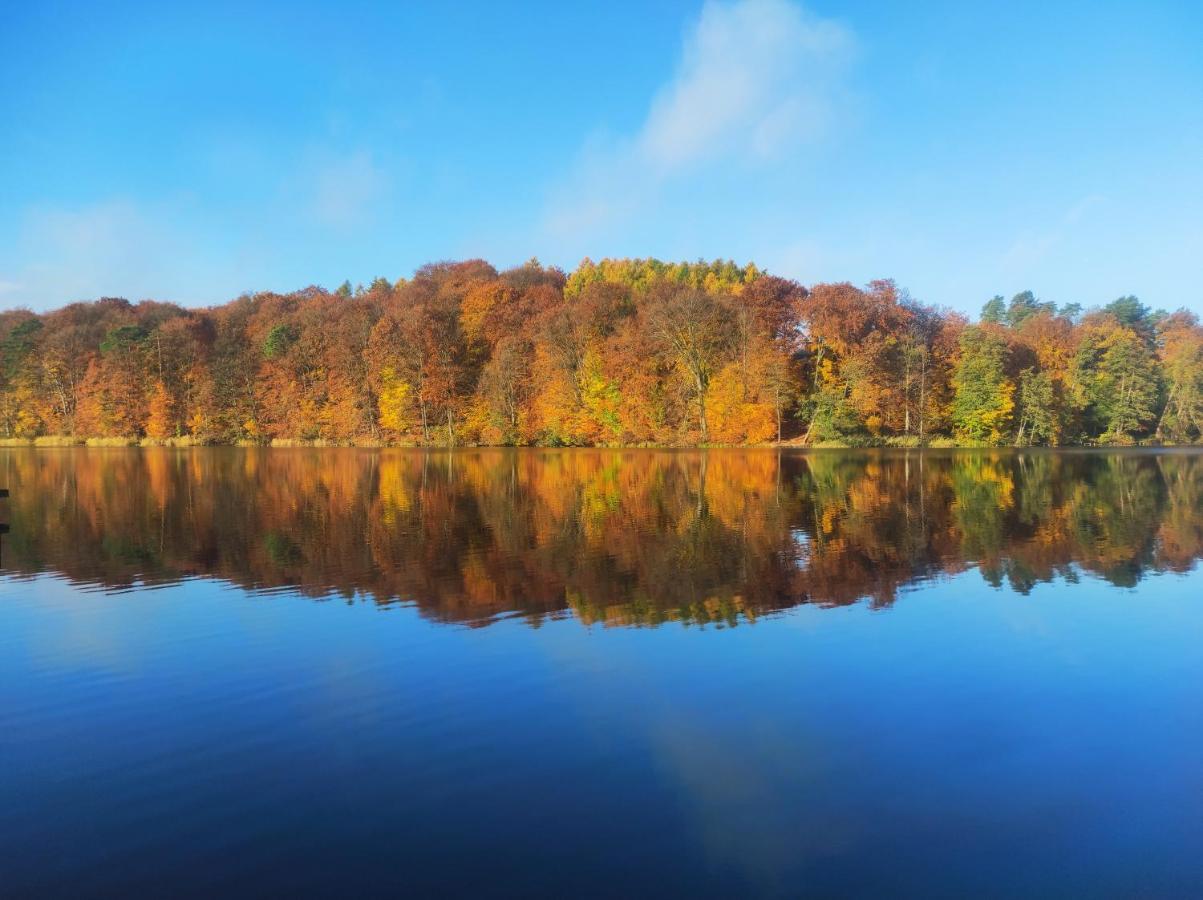 Lake Park Lagow Extérieur photo
